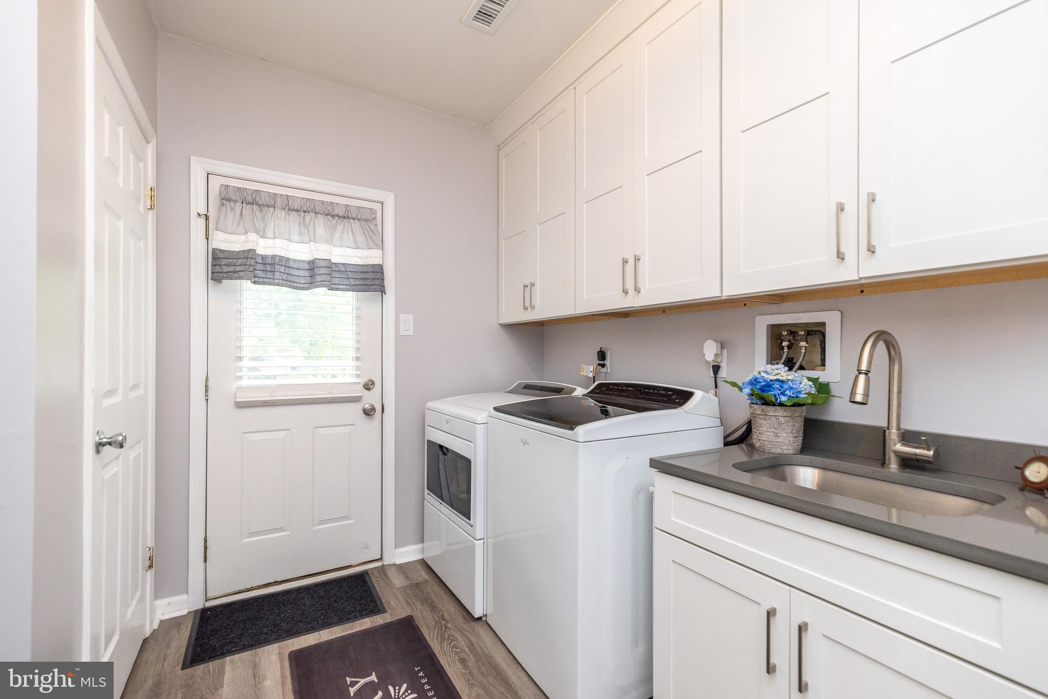 816 Redgate Road Dresher, PA 19025 - Photo 33 of 89 Laundry