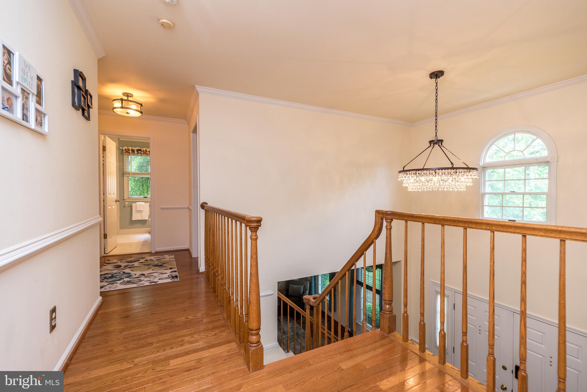 816 Redgate Road Dresher, PA 19025 - Photo 52 of 89 2nd level hall