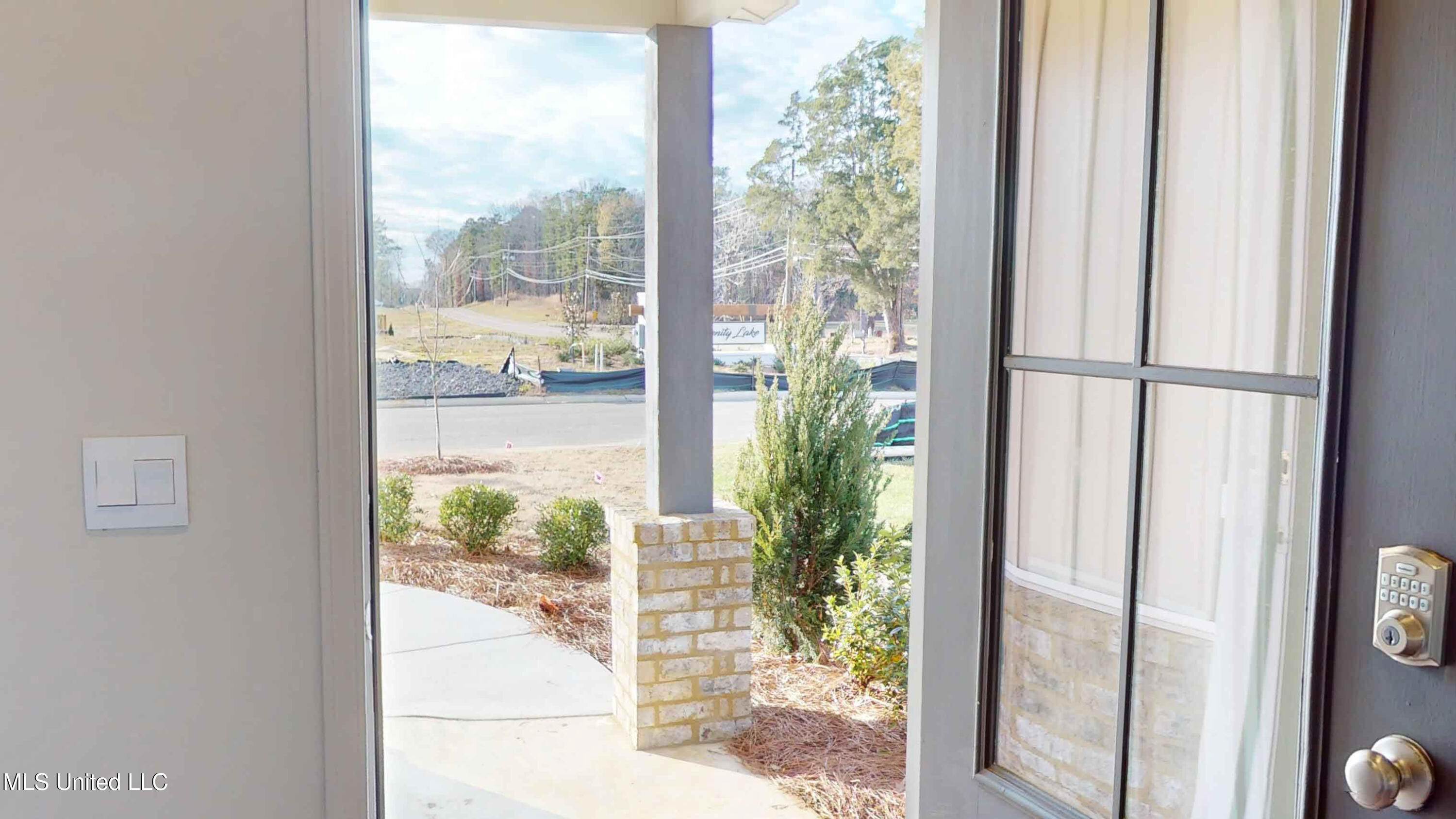 414 Hidden Reed Court Pearl, MS 39208 - Photo 4 of 35 503-Vista-Pointe-Model-Home-01162025_090