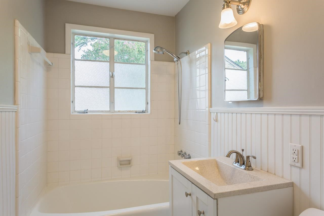 702 Dixie Trail Raleigh, NC 27607 - Photo 14 of 23 Photo 14