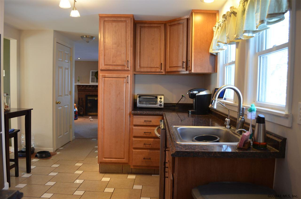 11 Bellview Road Troy, NY 12180 - Photo 6 of 19 Photo 6