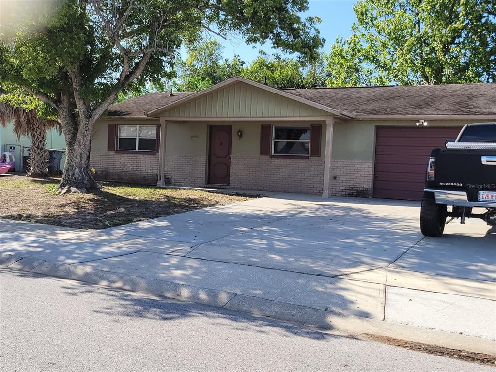 6430 Lomand Avenue New Port Richey, FL 34653 - Photo 2 of 19