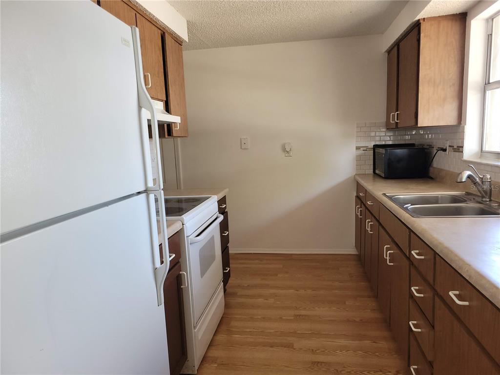 6430 Lomand Avenue New Port Richey, FL 34653 - Photo 5 of 19