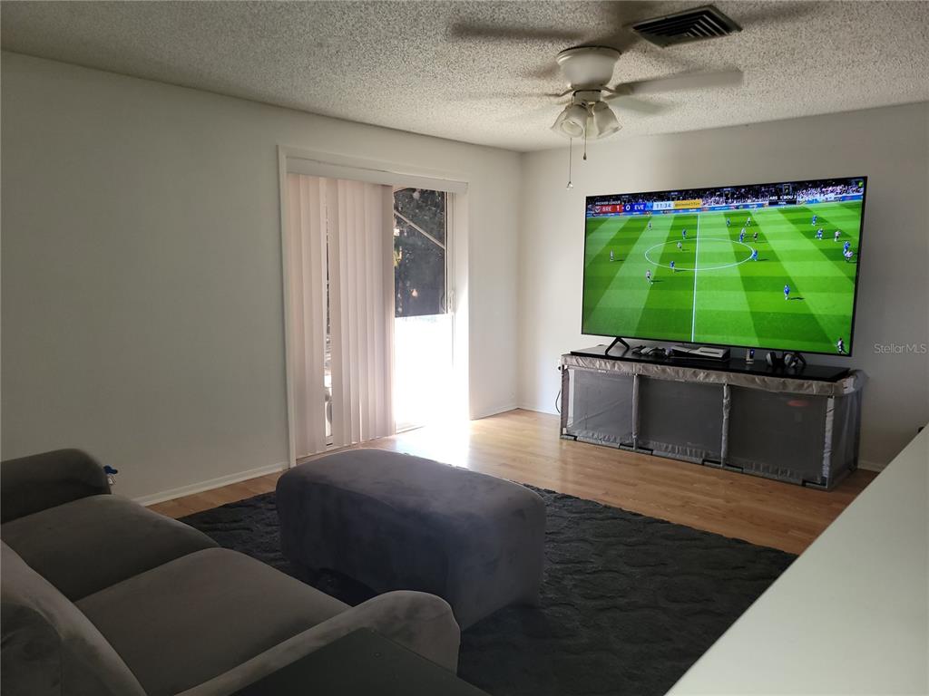 6430 Lomand Avenue New Port Richey, FL 34653 - Photo 9 of 19