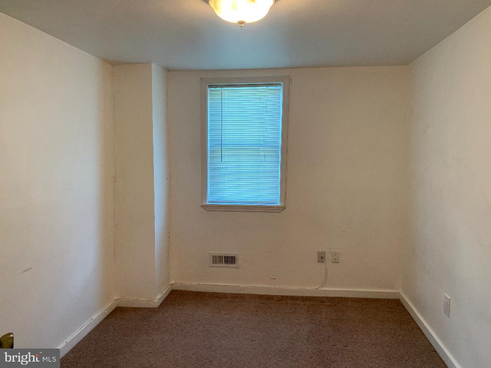 6 Williams Street Glassboro, NJ 08028 - Photo 6 of 11 an empty room with a window