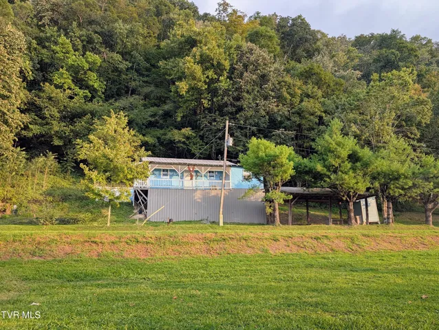 $325,000 | 10696 Horton Ford Road, Eidson, TN 37731