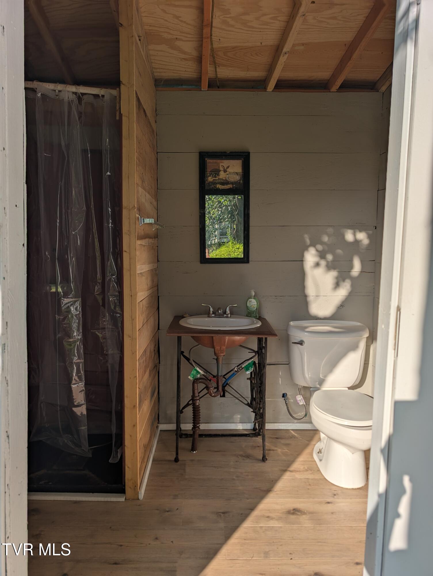 10696 Horton Ford Road Eidson, TN 37731 - Photo 24 of 44 PXL_20250821_223214394