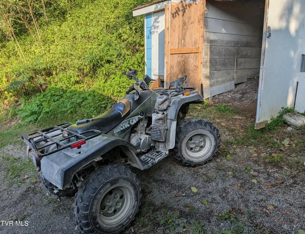 $325,000 | 10696 Horton Ford Road, Eidson, TN 37731