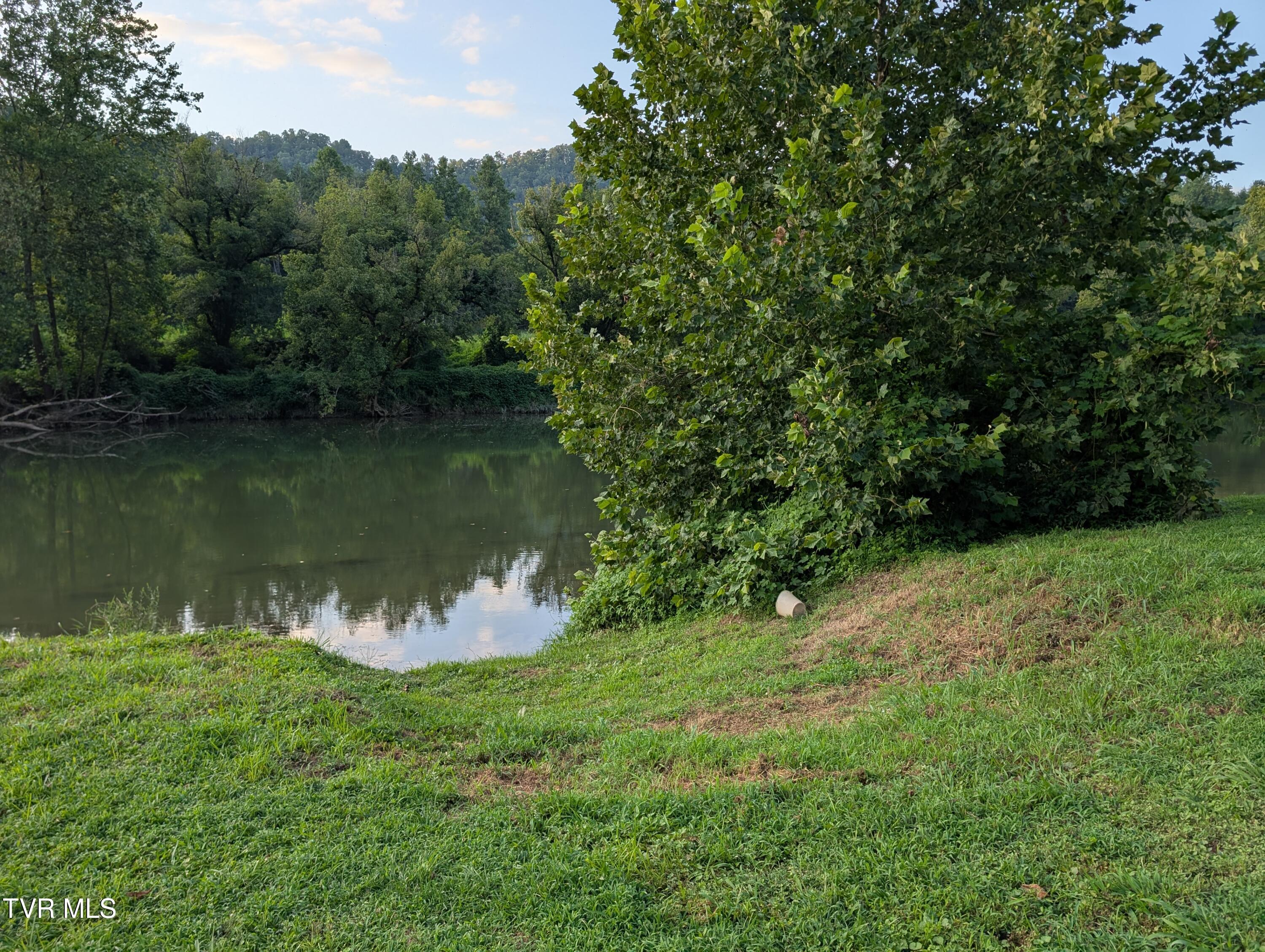 10696 Horton Ford Road Eidson, TN 37731 - Photo 37 of 44 PXL_20250821_233619013