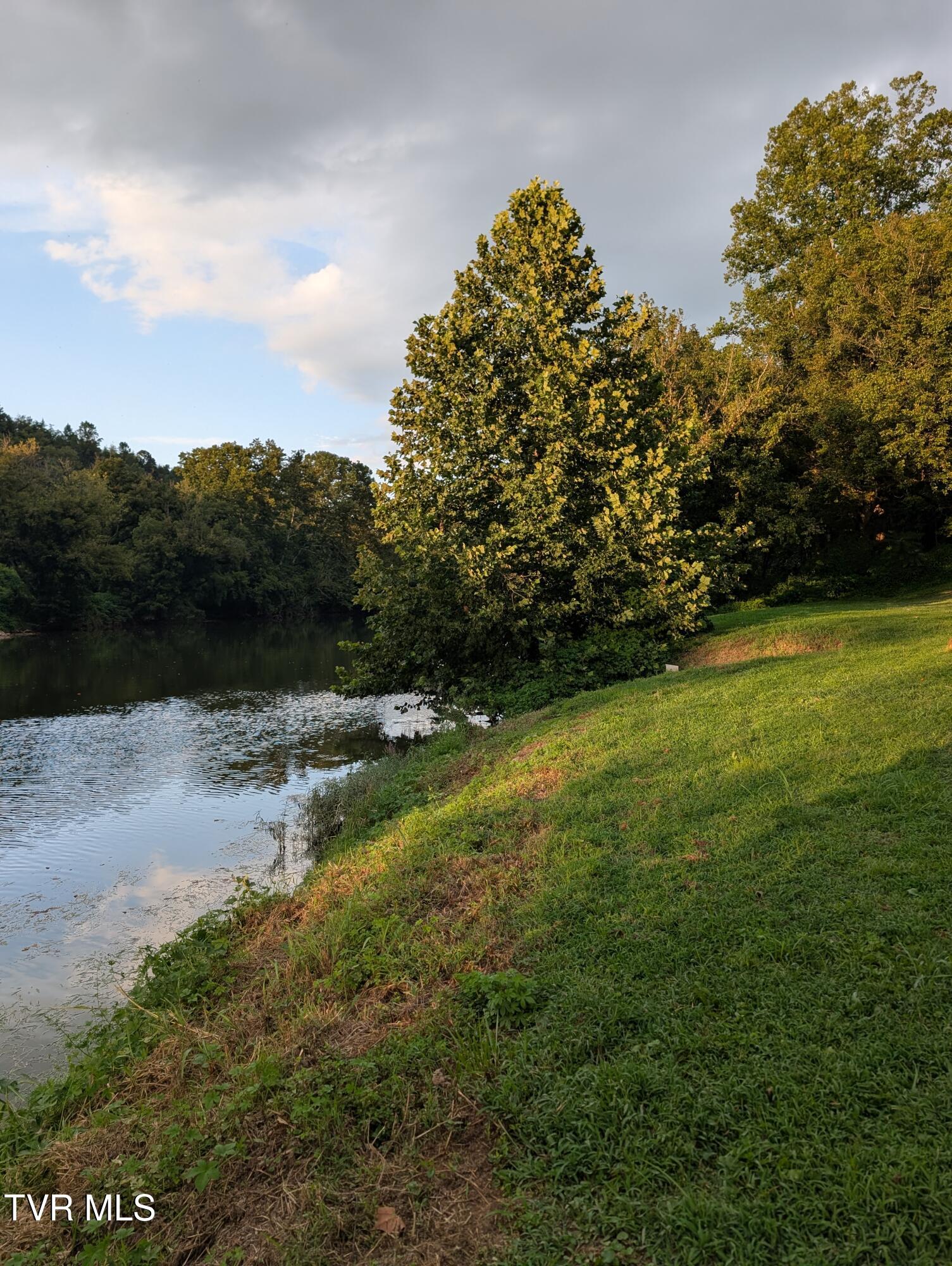 10696 Horton Ford Road Eidson, TN 37731 - Photo 39 of 44 PXL_20250822_232444939