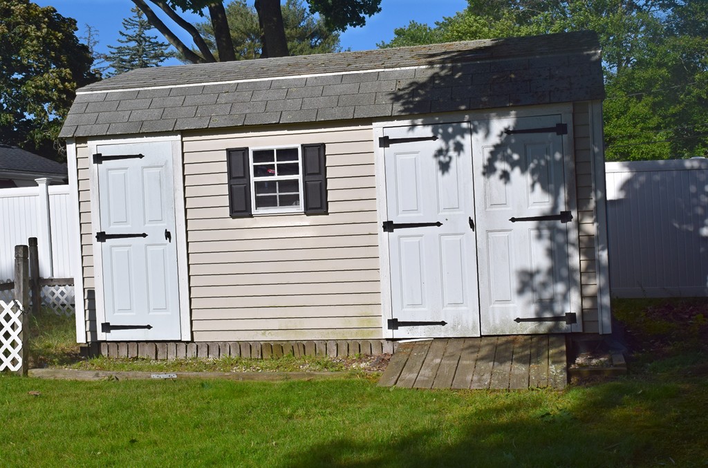465 Ralph Talbot Street Weymouth, MA 02190 - Photo 12 of 12 Gallery Image 12