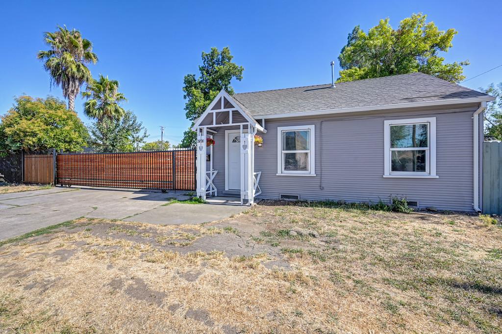 2820 Fruitridge Road Sacramento, CA 95820 - Photo 5 of 68