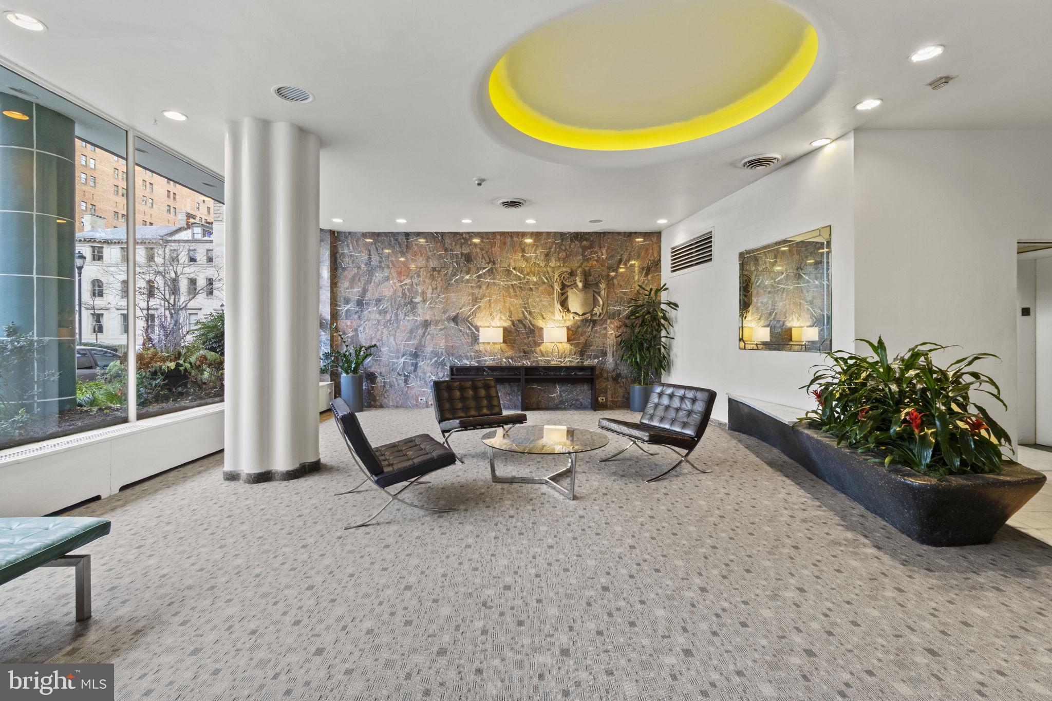 1810 Rittenhouse Square, Unit 610 Philadelphia, PA 19103 - Photo 21 of 32 Lobby