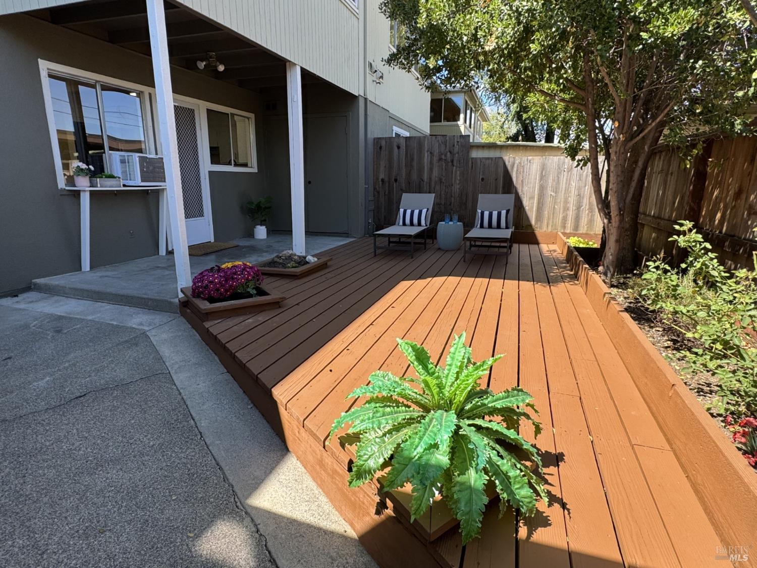 1056 Los Gamos Road, Unit E San Rafael, CA 94903 - Photo 21 of 30 Gallery Image 21
