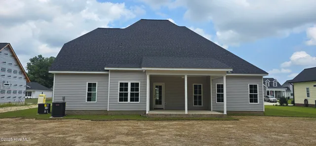 $449,900 | 3259 School Vw Drive, Farmville, NC 27828