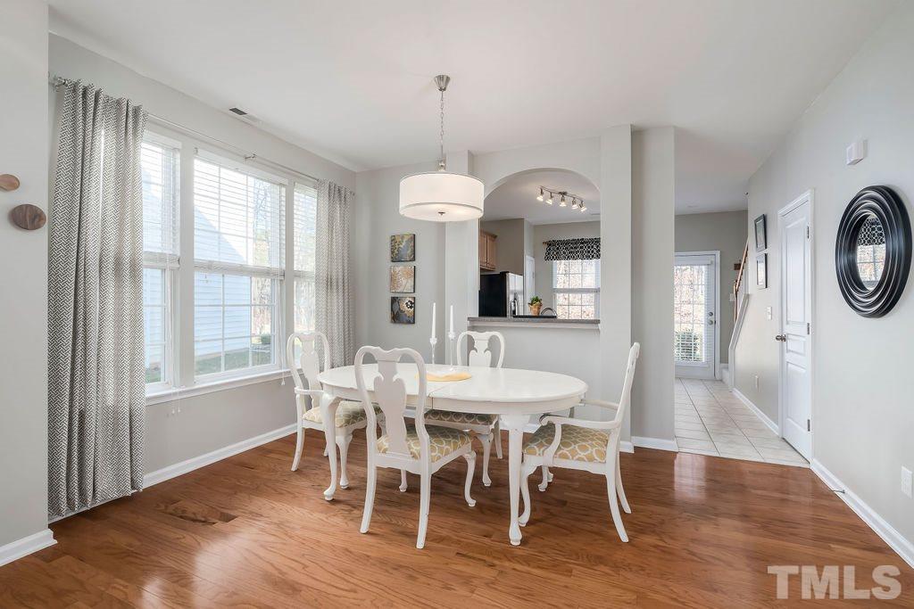 5225 Moonview Court Raleigh, NC 27606 - Photo 5 of 22 Gallery Image 5