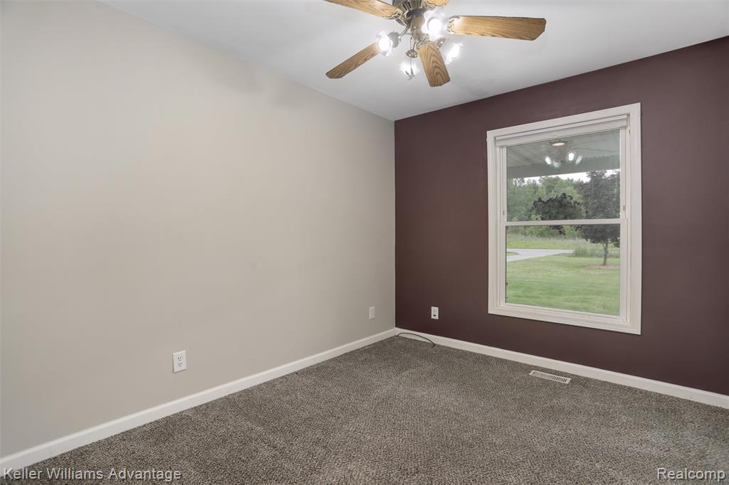 26855 King Road Romulus, MI 48174 - Photo 27 of 40