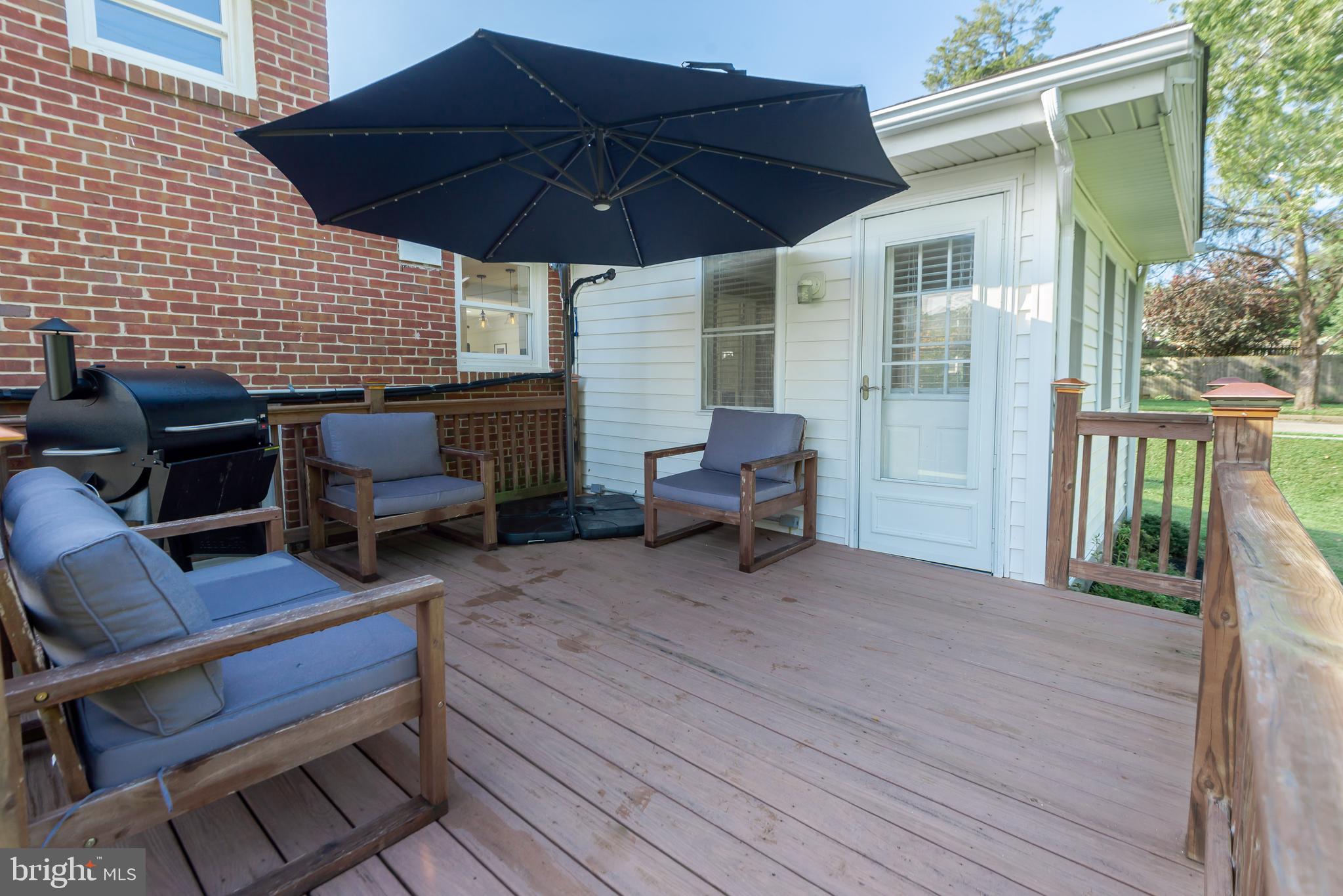 14 Ridgefield Road Lutherville-Timonium, MD 21093 - Photo 16 of 48 deck off sunroom