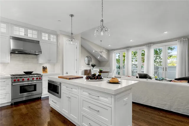 $2,350,000 | 50 School Street, Unit 7, Newport, RI 02840