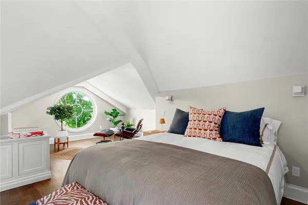 $2,350,000 | 50 School Street, Unit 7, Newport, RI 02840