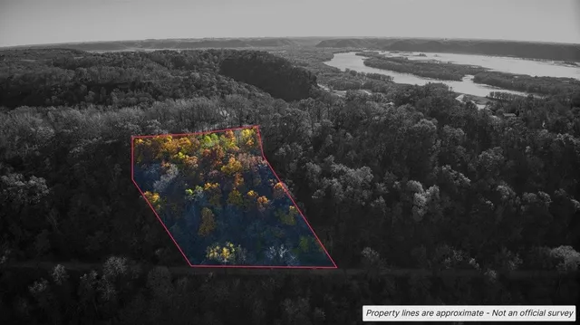 $99,900 | 65930 Desoto Bluffs Drive, De Soto, WI 54624