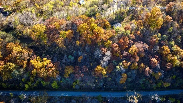 $99,900 | 65930 Desoto Bluffs Drive, De Soto, WI 54624