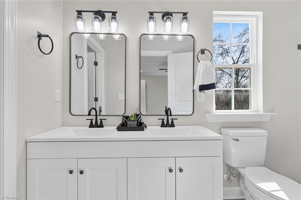 821 Bridge Street Eden, NC 27288 - Photo 19 of 29