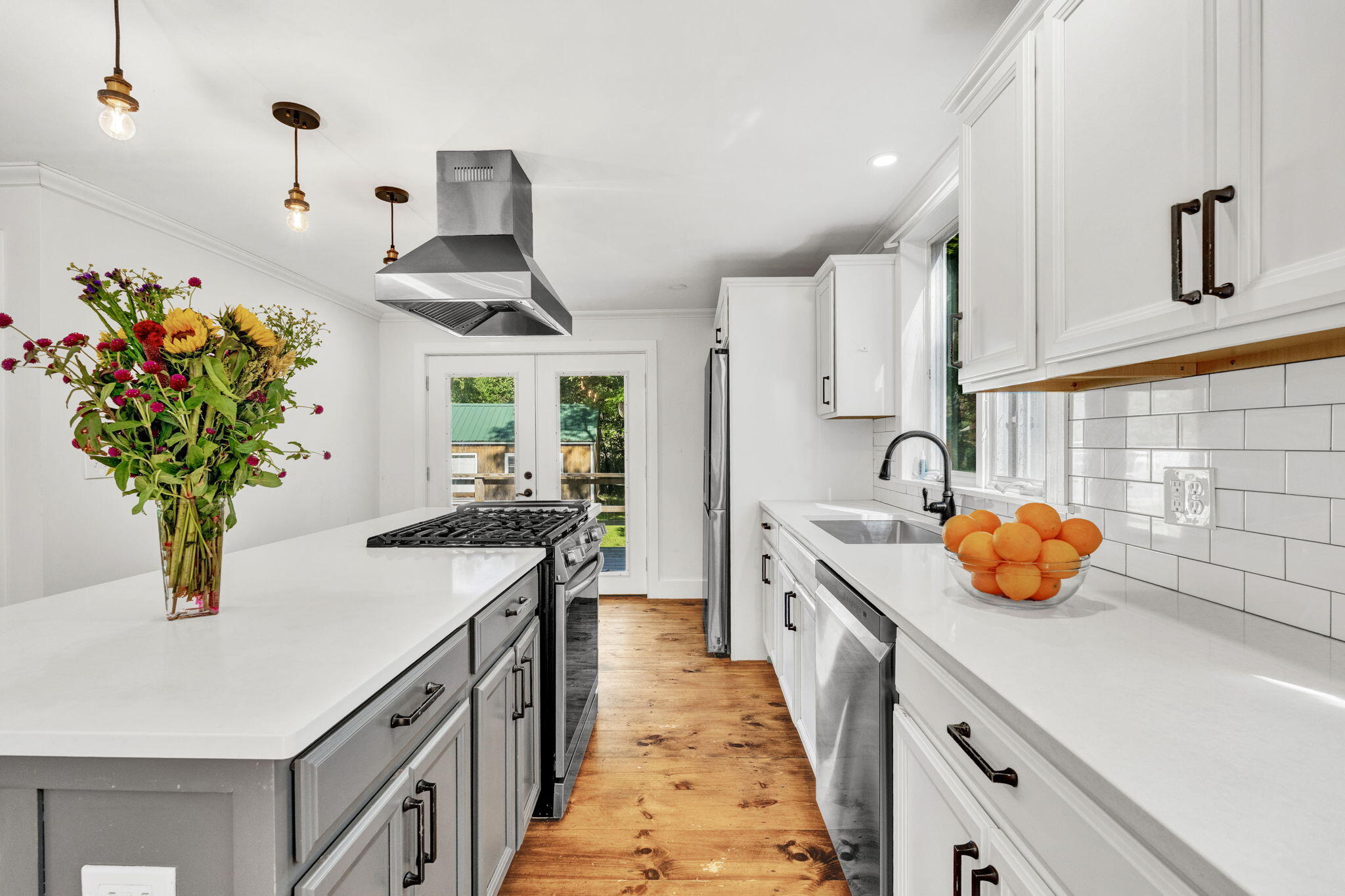541 Camden Road Hope, ME 04847 - Photo 8 of 63 Modern Farmhouse Kitchen