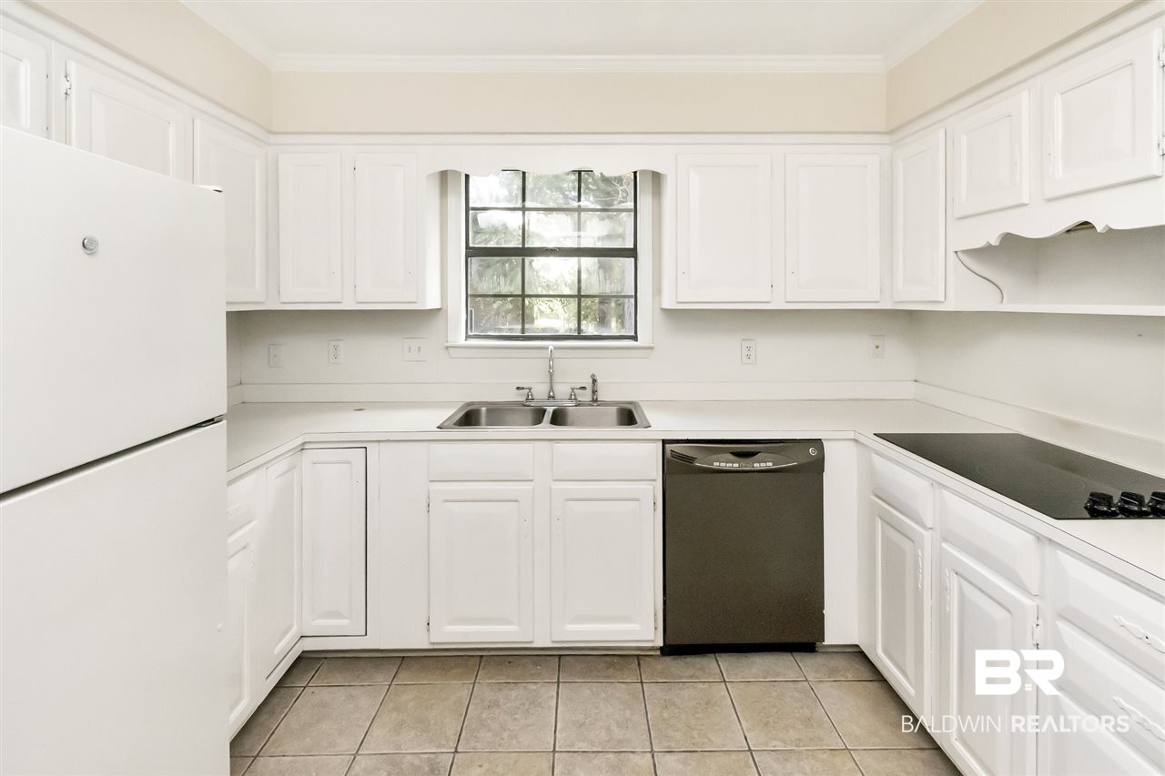 1605 Indian Trail Drive Mobile, AL 36695 - Photo 14 of 40