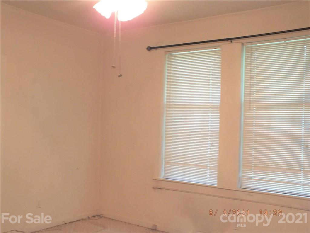 1473 Old Landsford Road Lancaster, SC 29720 - Photo 18 of 29 a view of a window in a room