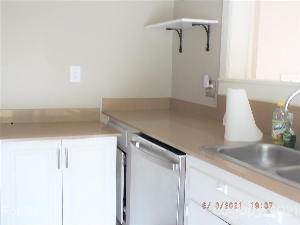 1473 Old Landsford Road Lancaster, SC 29720 - Photo 10 of 29 a view of a sink