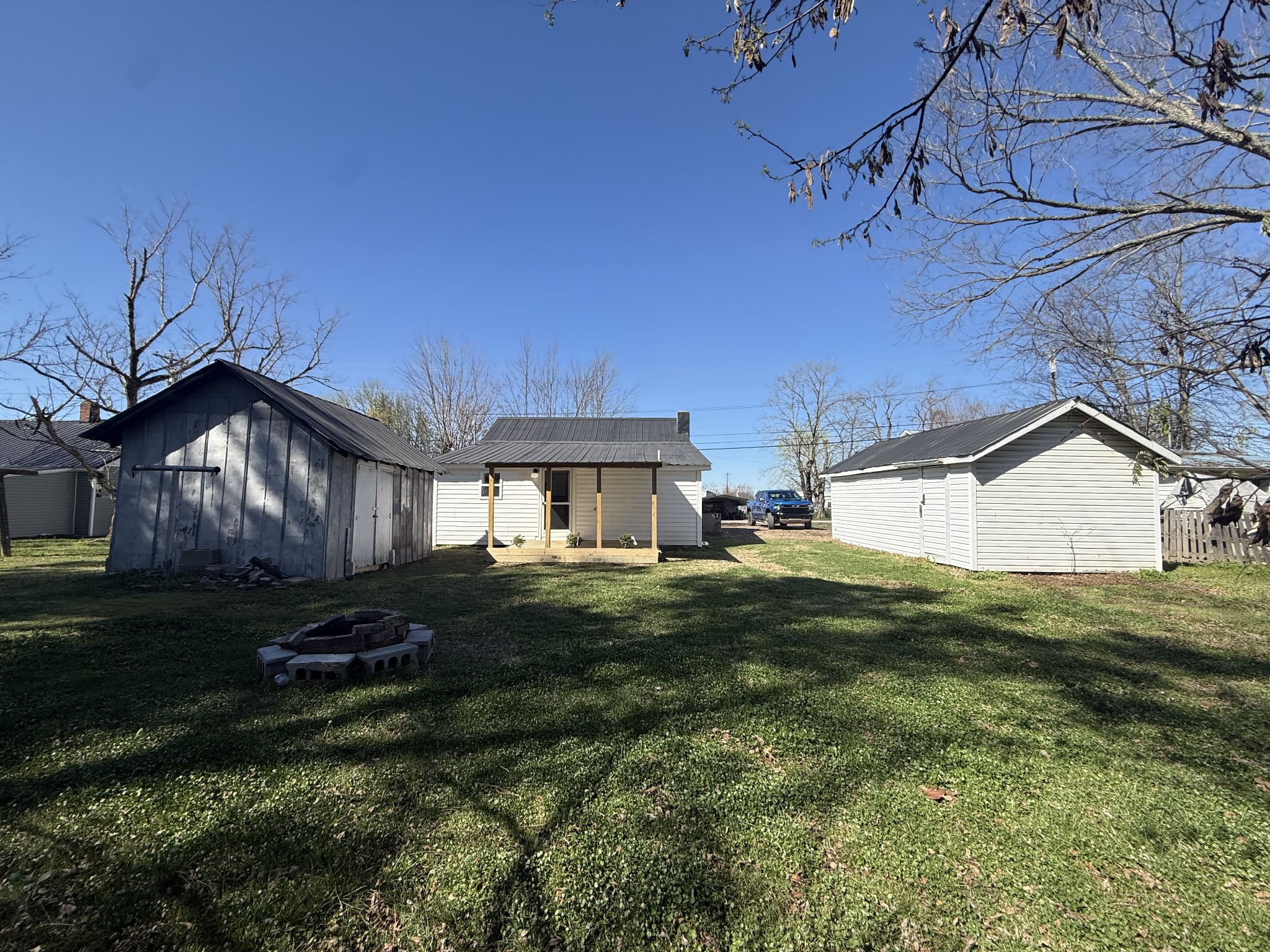 219 Cedar Street Hohenwald, TN 38462 - Photo 14 of 17