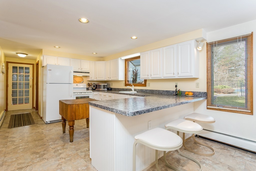 510 Bird Road Mansfield, MA 02048 - Photo 8 of 30 Gallery Image 8