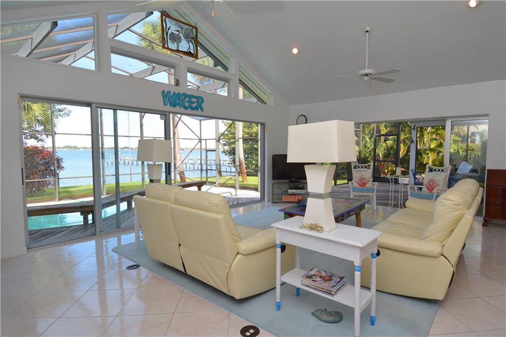 1457 Southeast Riverside Drive Stuart, FL 34996 - Photo 12 of 34 Gallery Image 12