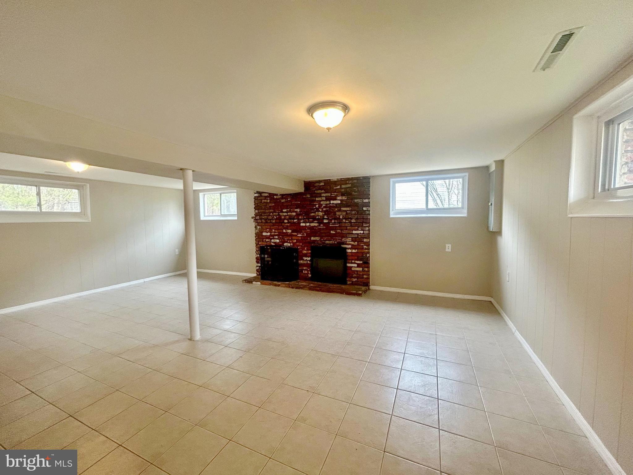 122 West Beach Road Williamstown, NJ 08094 - Photo 13 of 18 Gallery Image 13