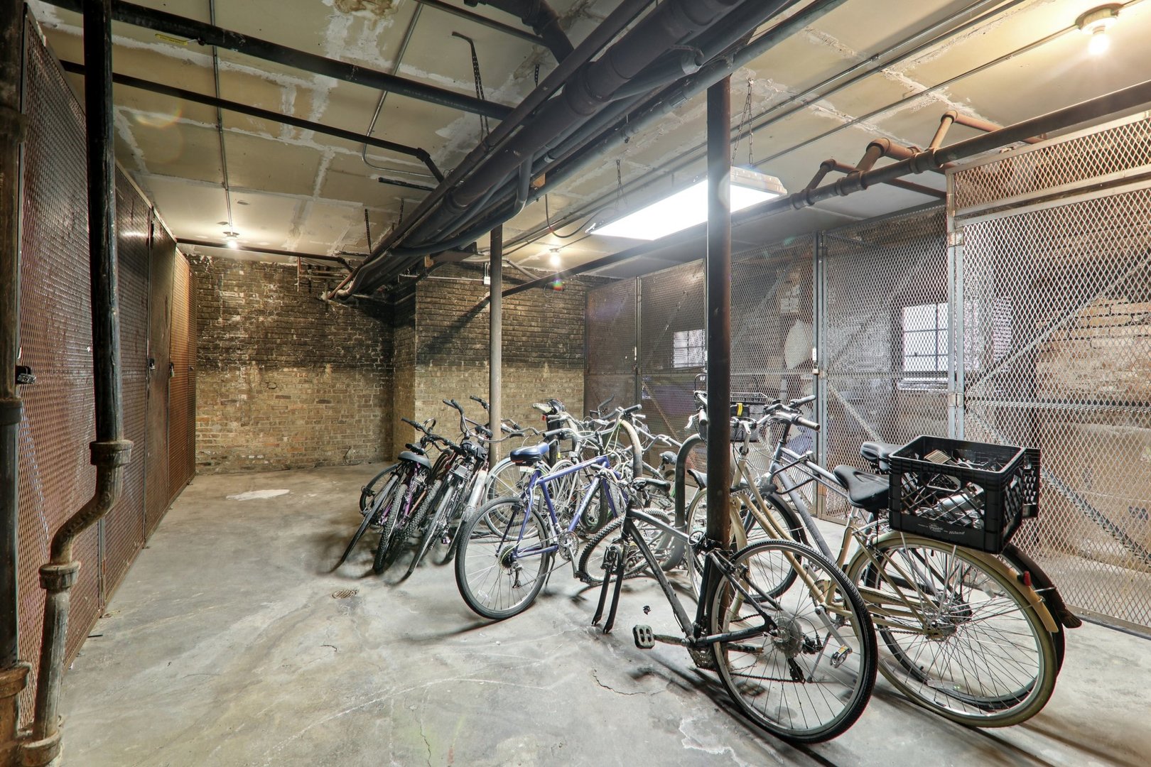 7023.5 North Sheridan Road, Unit 3S Chicago, IL 60626 - Photo 16 of 19 a view of bike storage