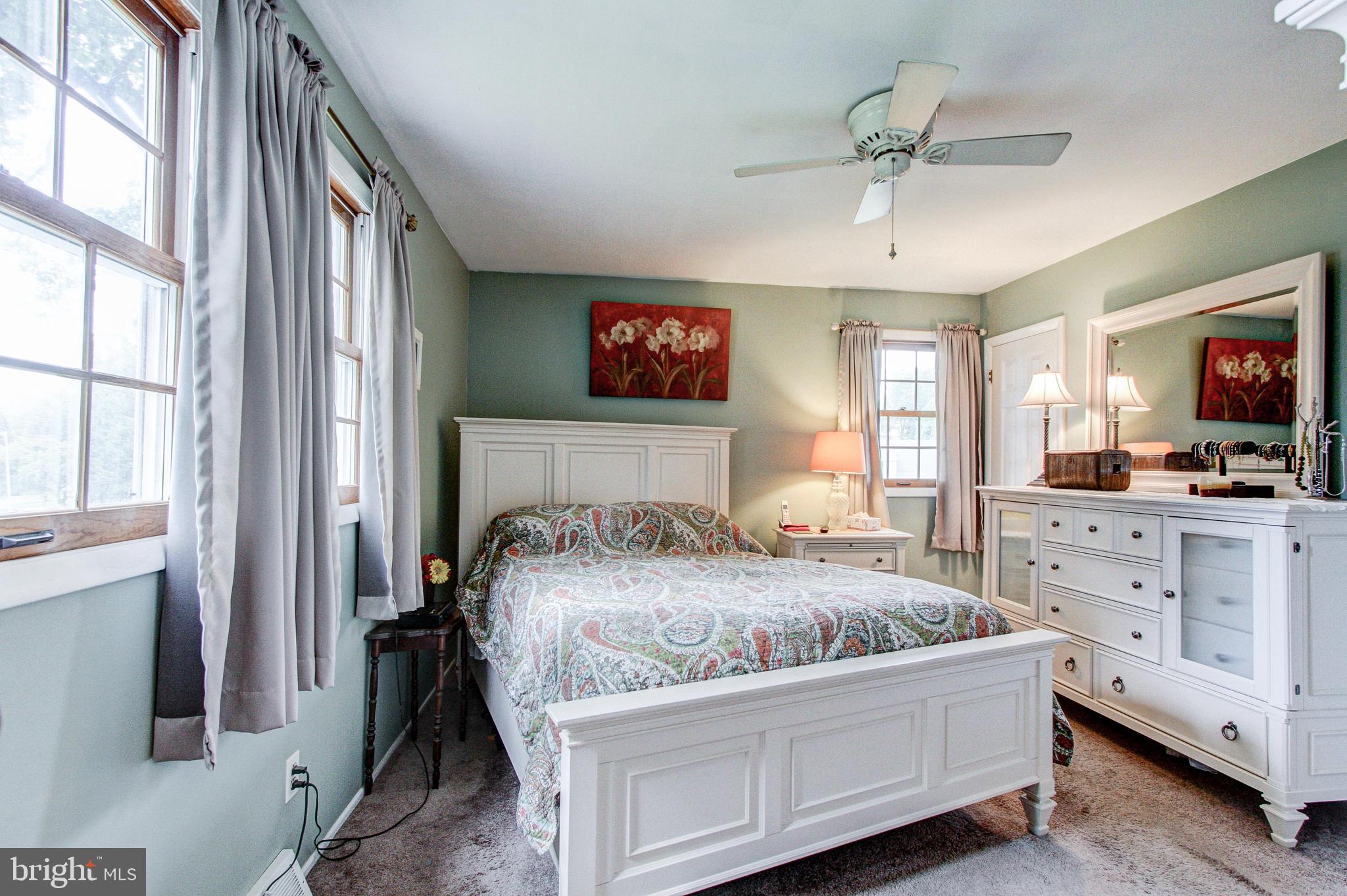 420 Hidden Valley Road Aston, PA 19014 - Photo 5 of 37 Gallery Image 5