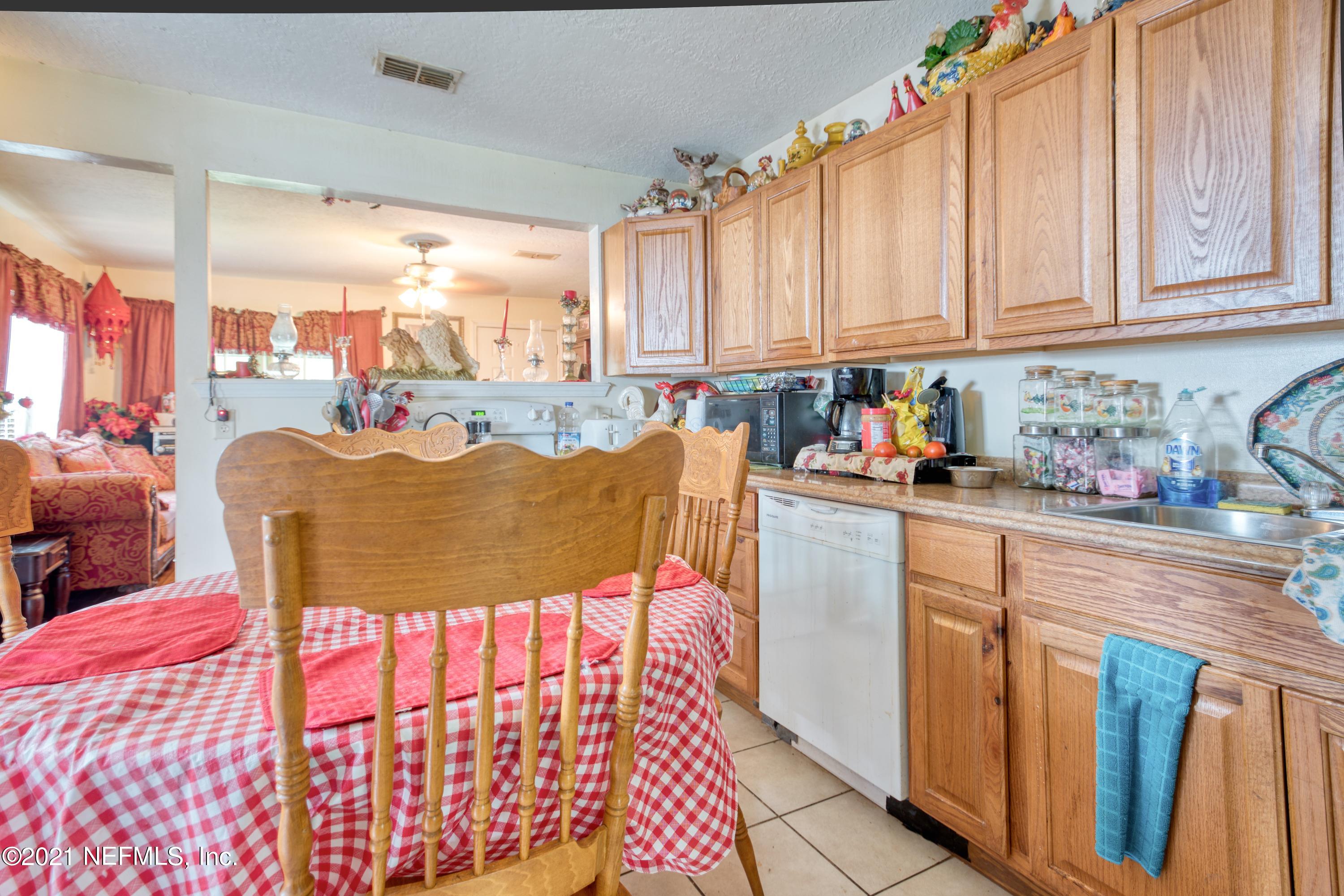 5440 Ken Road Jacksonville, FL 32244 - Photo 13 of 15 Kitchen View #2