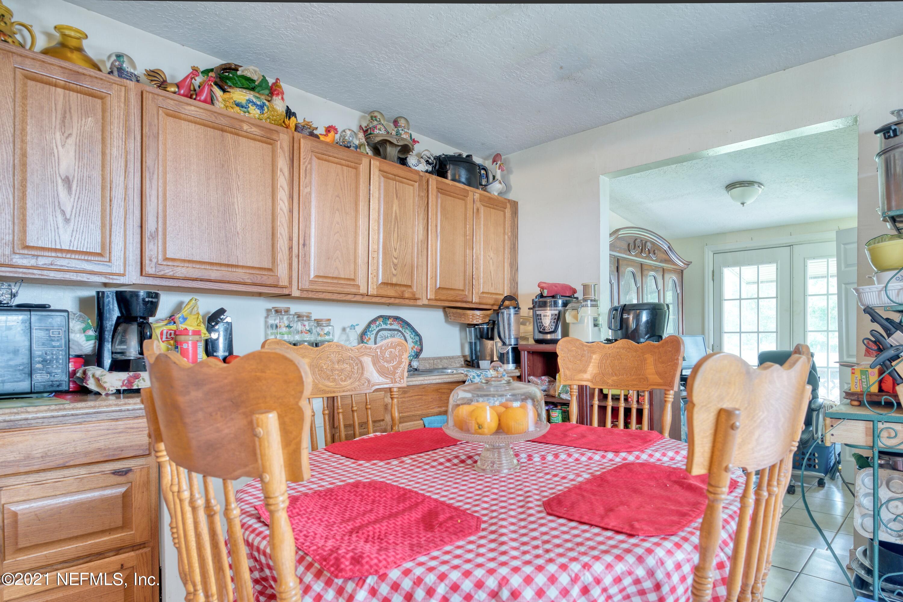 5440 Ken Road Jacksonville, FL 32244 - Photo 2 of 15 Kitchen