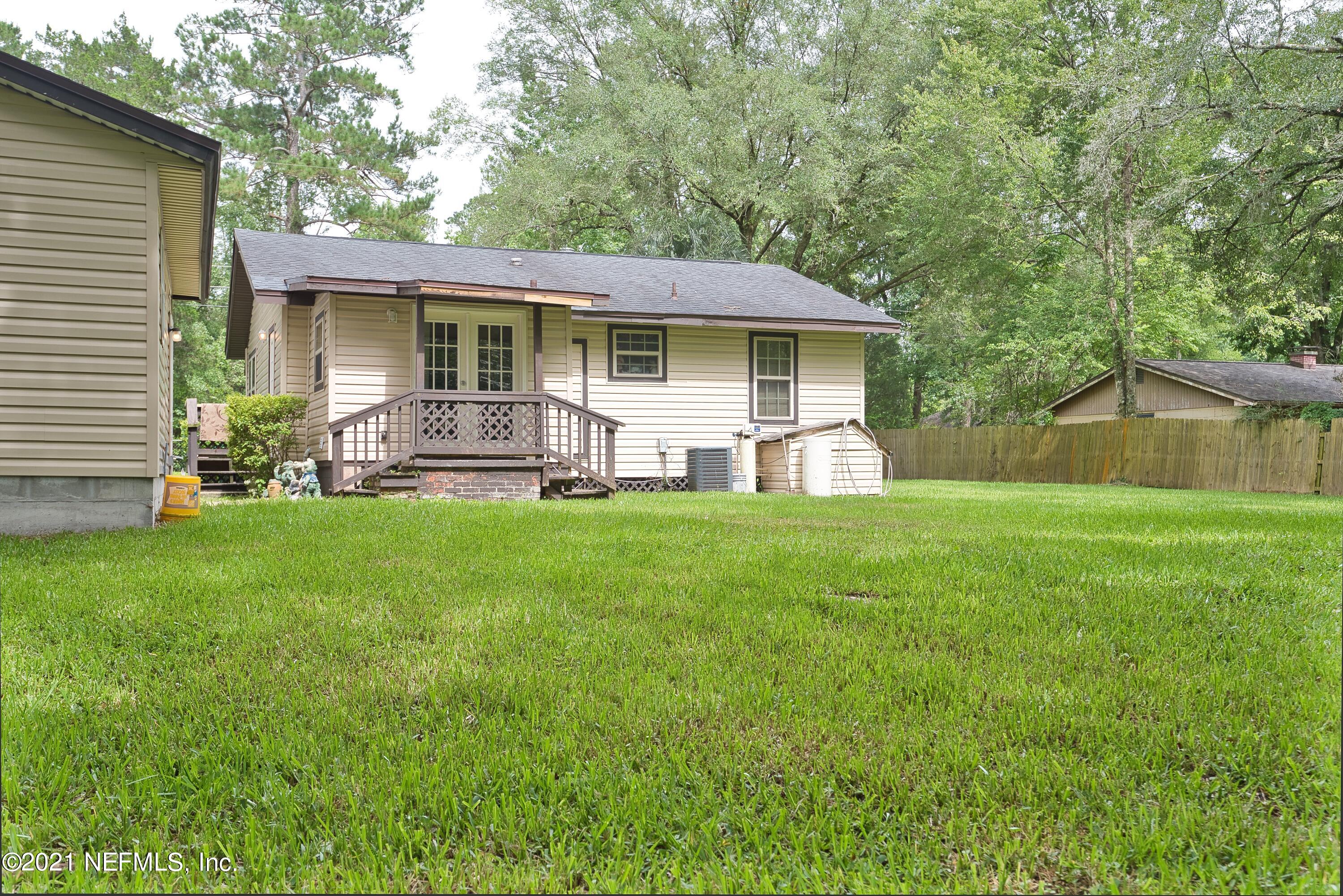 5440 Ken Road Jacksonville, FL 32244 - Photo 8 of 15 Attaced Garage
