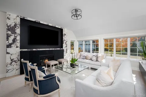 $1,900,000 | 1 Primrose Lane, Rye Brook, NY 10573