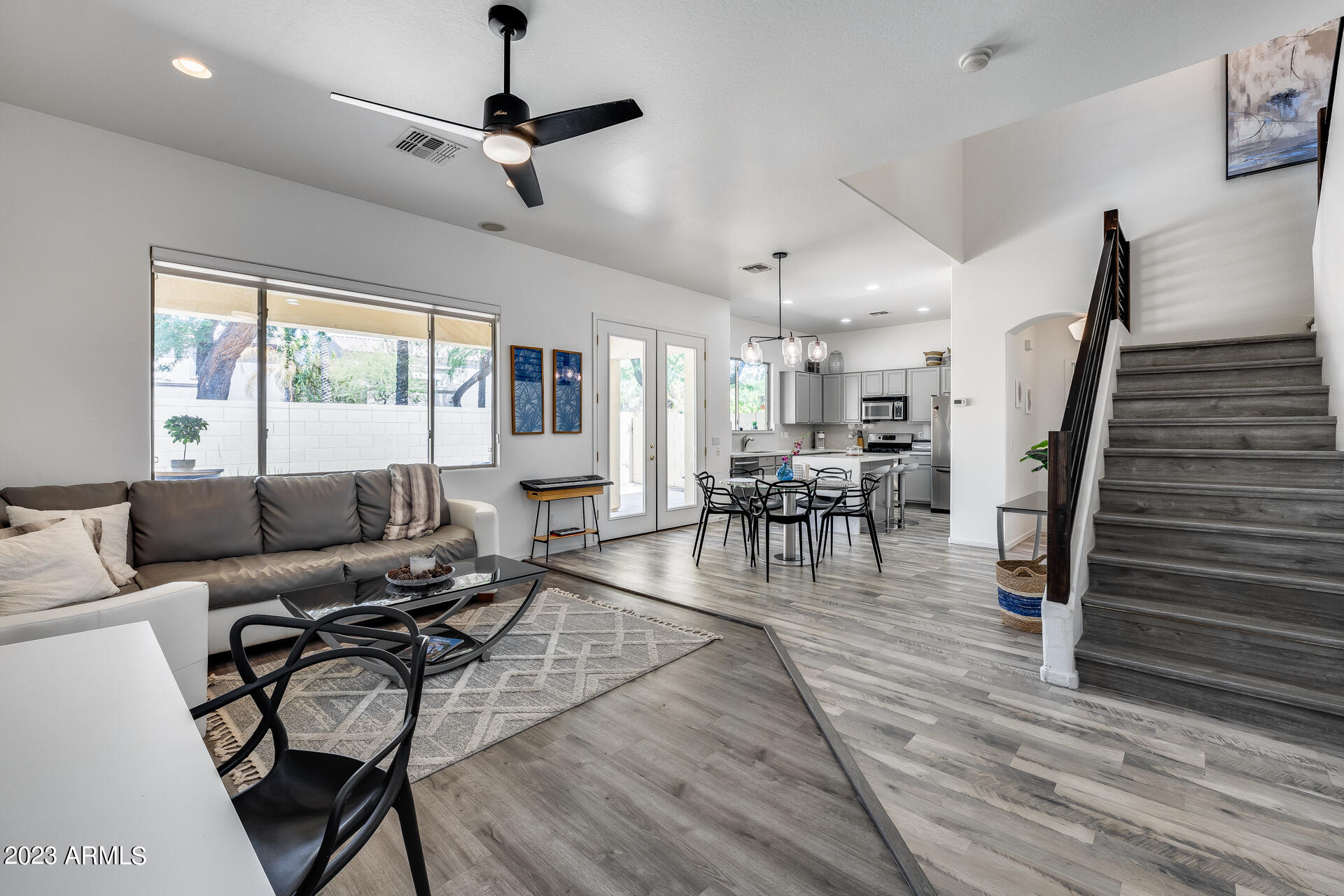 2002 West Olive Way Chandler, AZ 85248 - Photo 10 of 43 16