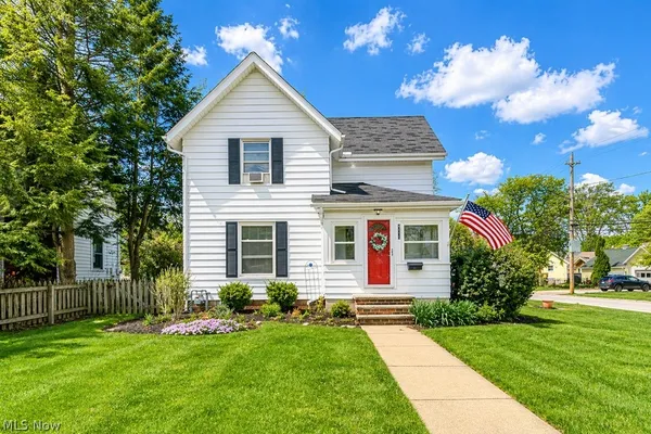 $279,900 | 4516 Wood Street, Willoughby, OH 44094