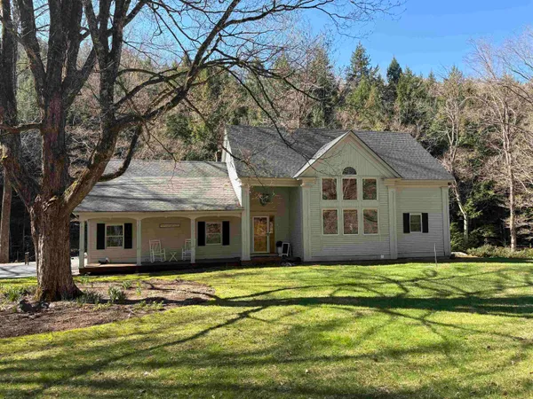 $699,900 | 300 Highway 121, Grafton, VT 05146