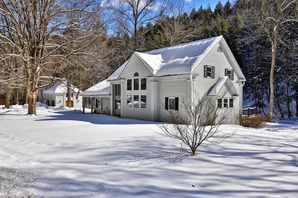 $699,900 | 300 Highway 121, Grafton, VT 05146
