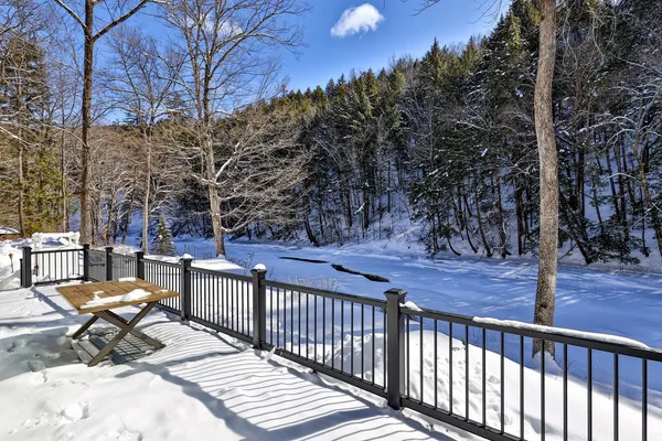 $699,900 | 300 Highway 121, Grafton, VT 05146