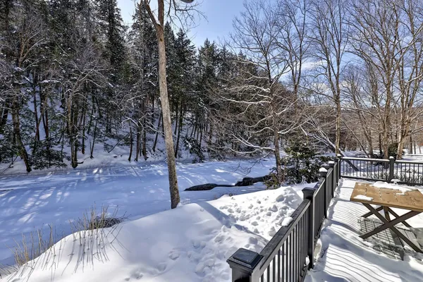 $699,900 | 300 Highway 121, Grafton, VT 05146