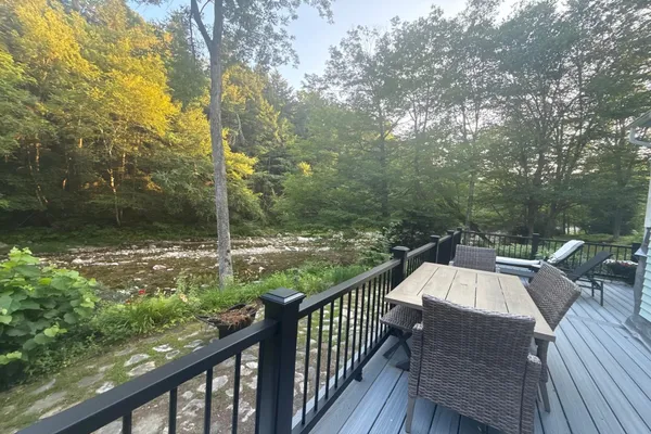 $699,900 | 300 Highway 121, Grafton, VT 05146
