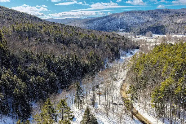 $699,900 | 300 Highway 121, Grafton, VT 05146