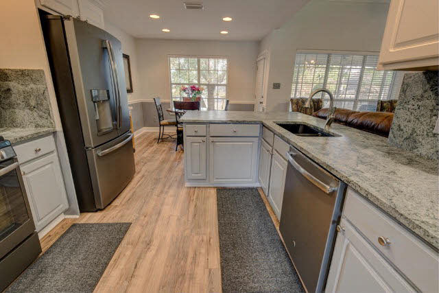 10584 South Side Loop Fairhope, AL 36532 - Photo 14 of 22 Kitchen